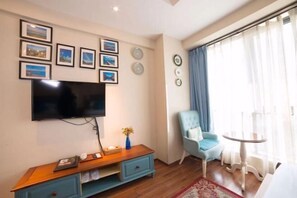 Room - Bo Yue Art Boutique Hotel (Jiangmen Wanda Plaza) (Jiangmen)