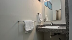 Quarto superior | Banheiro | Toalhas de banho 