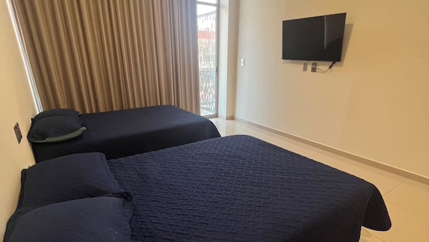 Quarto família | Wi-Fi de cortesia, roupa de cama