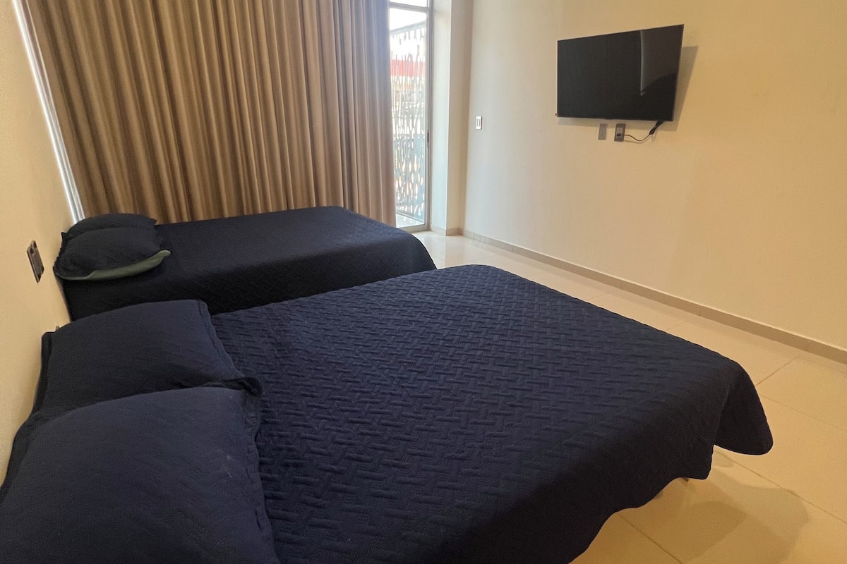 Habitación familiar | Wifi gratis y ropa de cama