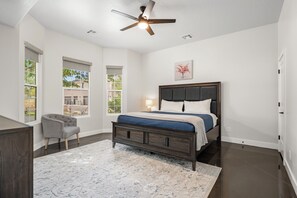 4 Schlafzimmer, Bügeleisen/Bügelbrett, kostenloses WLAN, Bettwäsche