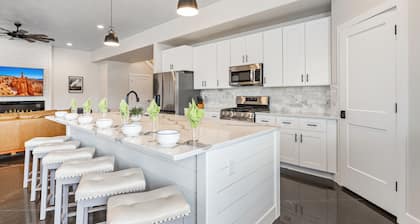 Elim Valley 4228, Private pool, foosball, ping pong, casita, and more