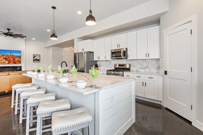 Elim Valley 4228, Private pool, foosball, ping pong, casita, and more