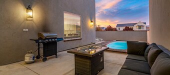 Elim Valley 4228|Private pool, foosball, ping pong, casita, and more!