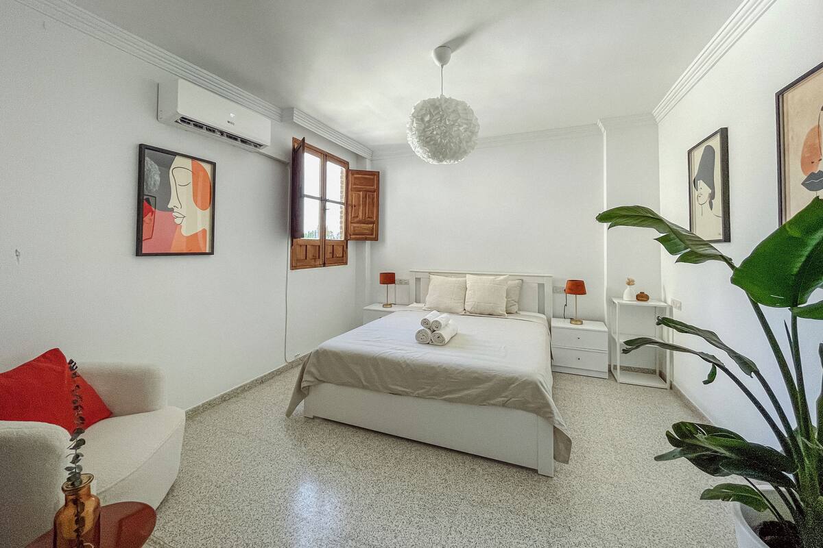 Villa - 4 sovrum | 4 sovrum, egyptiska bomullslakan och sängtillbehör av högsta kvalitet