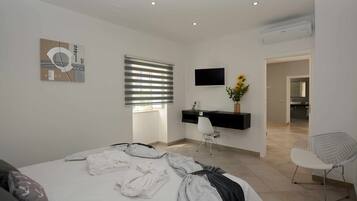 2 chambres, bureau, lit parapluie, Wi-Fi gratuit