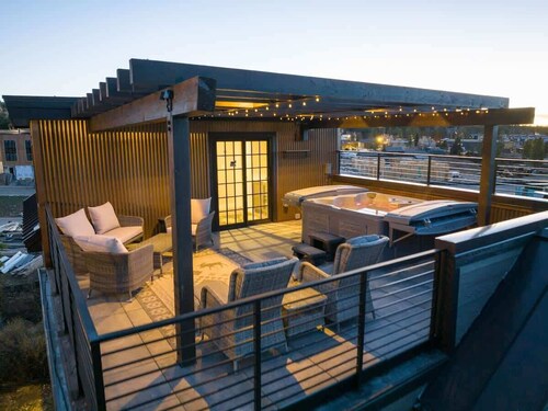 Downtown Wellness | Modern Design