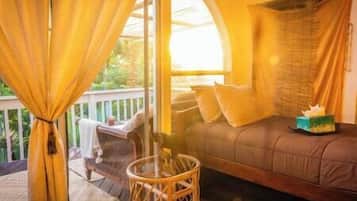 4 bedrooms, WiFi, bed sheets