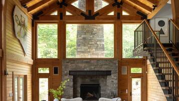 Apartment | 8 bedrooms