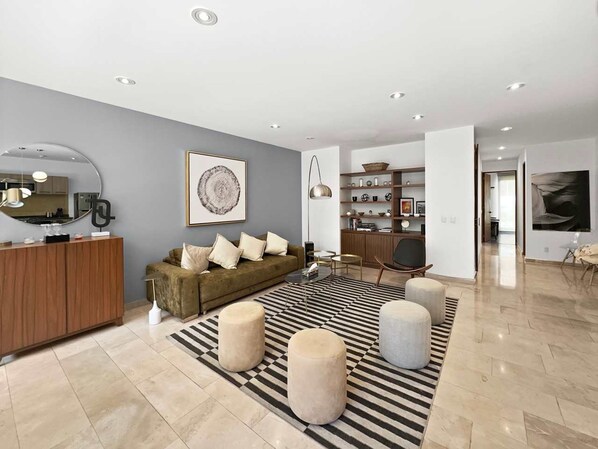 Apartment | 2 bedrooms - 20-202 Elegant 2br-roma Norte Parking 24-7 Security (Mexico City)