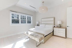 7 bedrooms - Luxury Villa 7br 7baths With a Private Pool Hamptons (Bridgehampton)