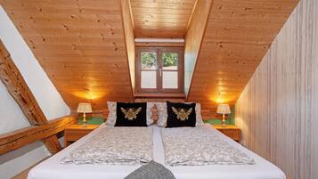 4 Schlafzimmer, Bügeleisen/Bügelbrett, kostenloses WLAN, Bettwäsche