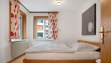 4 chambres, fer et planche Ă repasser, Wi-Fi gratuit, draps fournis