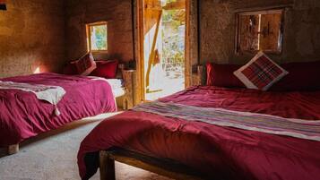 Quadruple Room | Blackout curtains, free WiFi, bed sheets