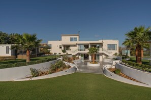 Exterior - Luxury Villa Zakkallin - With Amazing View (Tria Monastiria)