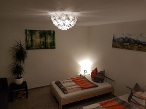 1 chambre, accès au Wi-Fi (inclus), literie fournie