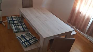 Dineren