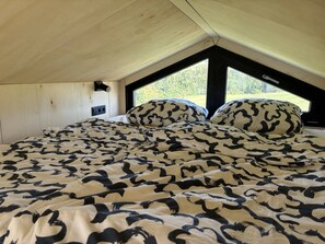 1 quarto, roupa de cama