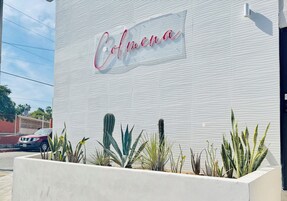 Fachada de la propiedad