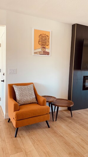 Smart-TV, Kamin