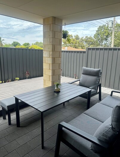 Luxe Cosy Master Bedroom w/ lush thick king bed and double shower in Beechboro