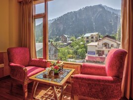 Luxury Room, Mountain View | Soundproofing, free WiFi