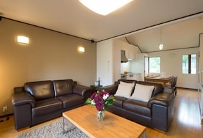 Comfort House, Non Smoking, Kitchen | Living area | Flat-screen TV