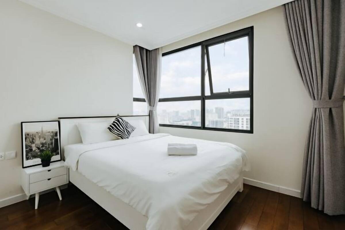 Blackout curtains, iron/ironing board, free WiFi