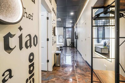 *New* Loft 3 min to Local hospitals Sleeps 4