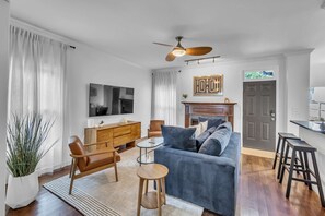 TV, offices - Stylish Germantown Home with 3 Bedrooms & 3 Baths | Walk to Nashville’s Best Dining & Coffee Shops | Private Yard with Grill, Smart TVs in Every Room, Driveway Parking for 3, 24 Hr Hospitality (Nashville)