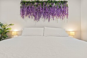 2 habitaciones, tabla de planchar con plancha, wifi y ropa de cama