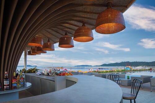 Summer Bay Beach Club & Cabins