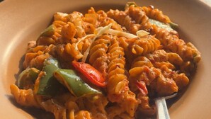 Food and drink - Hotel Shrinath Palace (Mathura)
