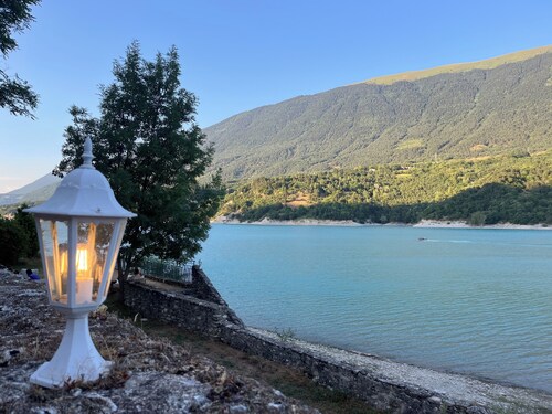 Nature Discovery Stay with Jacuzzi & Brasero Monteynard Lakes-Bridges Hiking and Spa