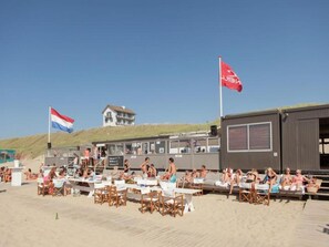 Buiten dineren