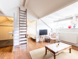 Interior - Attractive rural apartment (Bergen)