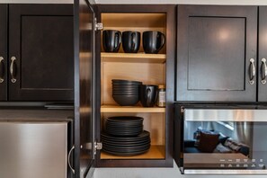 Interior - Condo Steps to Convention Center (Seattle)