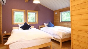 Chalet, 3 Bedrooms, Non Smoking | 3 bilik tidur, meja, ruang kerja komputer riba, Wi-fi percuma 