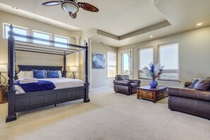 5 bedrooms, WiFi, bed sheets