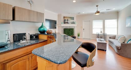 Explore Cedar Hill State Park! Apt w/ Pool Access