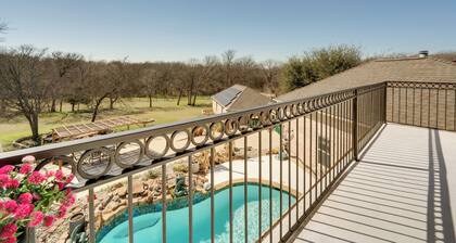 Explore Cedar Hill State Park! Apt w/ Pool Access