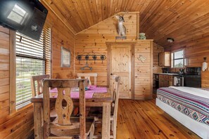 1 bedroom, iron/ironing board, travel cot, WiFi