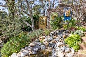 Property grounds - Stunning outdoor space 5 min to Aquarium and Golf (Monterey)