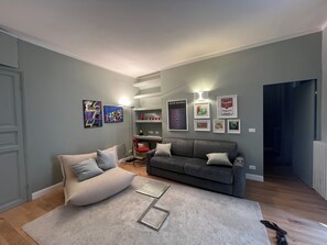 Smart-TV, Bücher