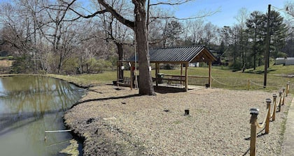 New - Private pond stocked with fish - game room - fireplace - 2 acres to explore
