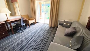 Rom – comfort, 1 queensize-seng med sovesofa, ikke-røyk