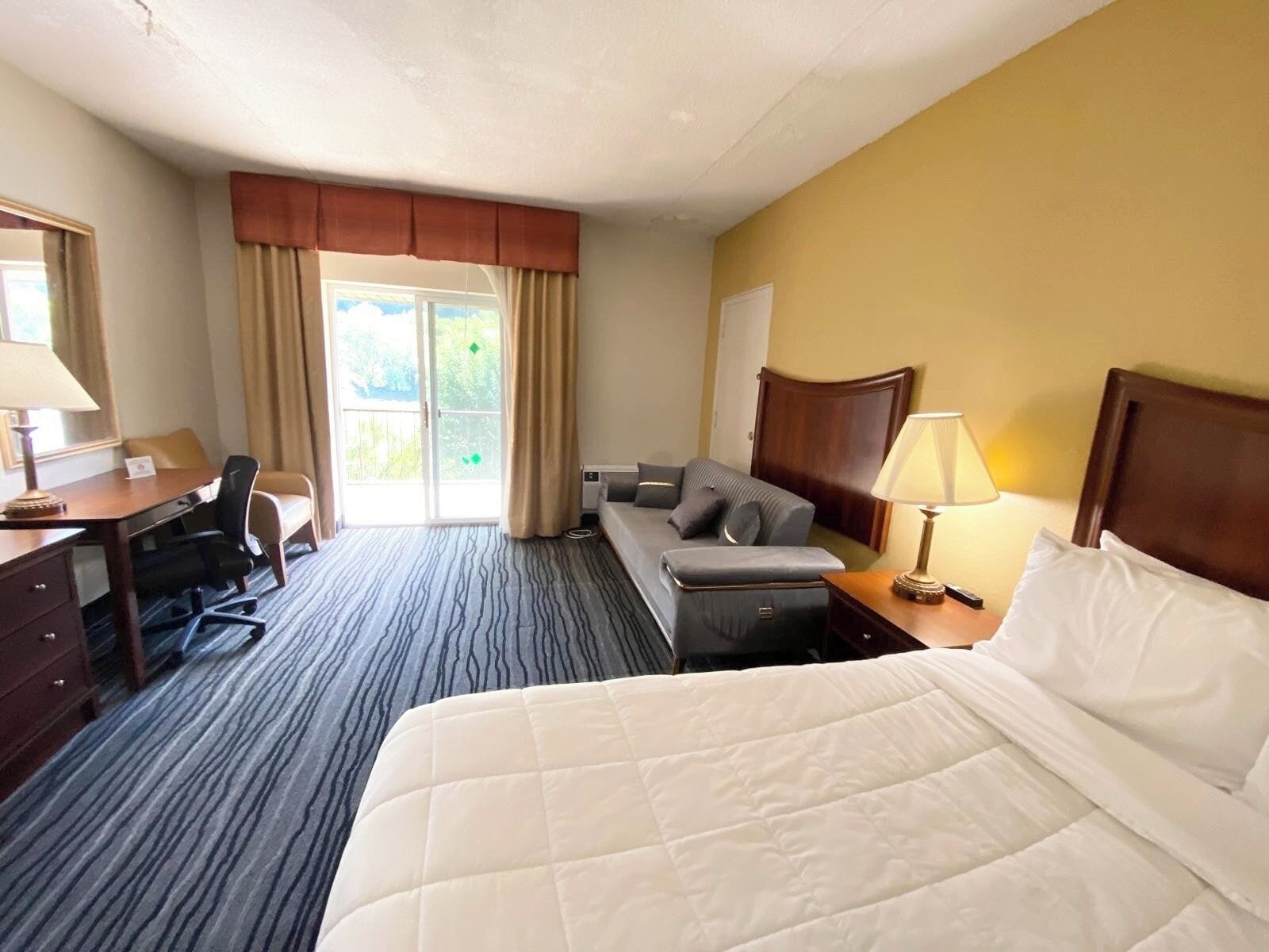 책상, 노트북 작업 공간, 다리미/다리미판, 무료 WiFi