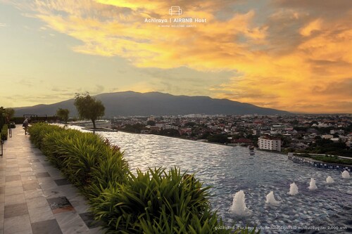 Astra Sky River, Rooftop pool full facilities