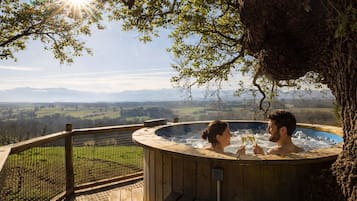 Bain à remous extérieur