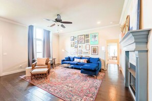 TV, fireplace, offices